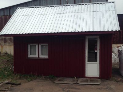 Устройство и ремонт кровли из профнастила